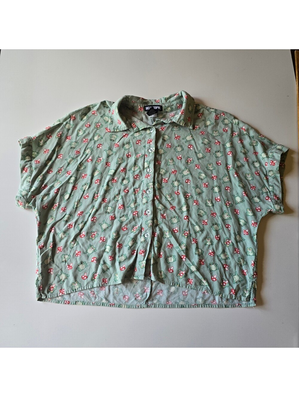 Hot Topic Frog Mushroom Boxy Crop Woven Button Up Shirt Size XS Cottagecore
